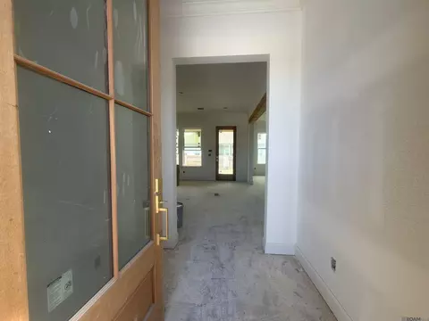 Entry Way - 305 Sophia Dr, Luling, LA 70070 photo 1 of 3