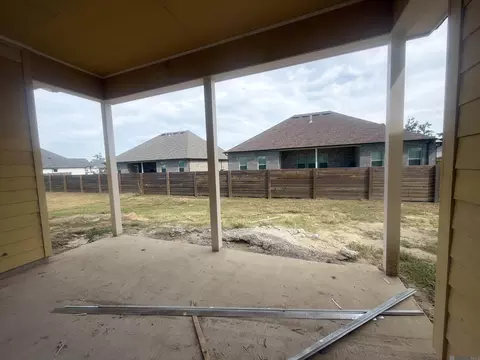 Exterior - 305 Sophia Dr, Luling, LA 70070 photo 3 of 5