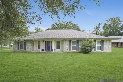 11052 Buxton Rd, Saint Amant, LA 70774