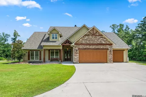 Exterior - 27605 Patterson Rd, Springfield, LA 70462 photo 3 of 18