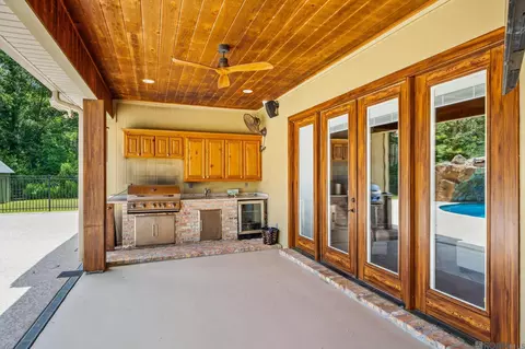 Other - 27605 Patterson Rd, Springfield, LA 70462 photo 7 of 9