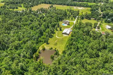 View/Area - 27605 Patterson Rd, Springfield, LA 70462 photo 3 of 4