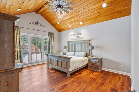 Bedroom - 27605 Patterson Rd, Springfield, LA 70462 photo 1 of 5