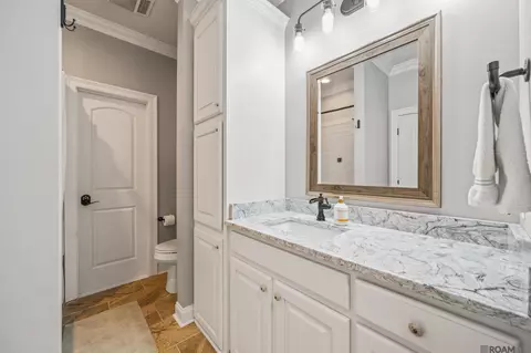 Bath - 27605 Patterson Rd, Springfield, LA 70462 photo 9 of 9