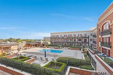 7707 Bluebonnet Blvd # 307, Baton Rouge, LA 70810