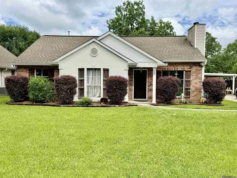 13452 Chase St, Gonzales, LA 70737