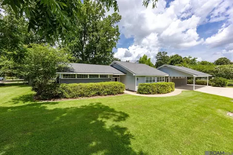 8675 W Fairway Dr, Baton Rouge, LA 70809