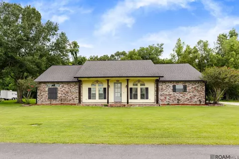 65210 Mendoza Dr, Plaquemine, LA 70764