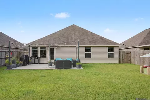 Exterior - 13197 Hanks Way, Walker, LA 70785 photo 3 of 4