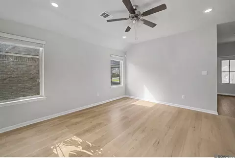 Living - 13197 Hanks Way, Walker, LA 70785 photo 3 of 6