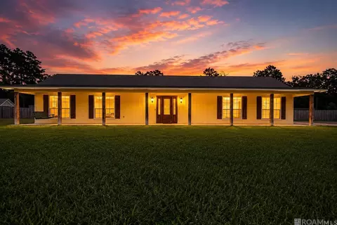 30778 Linder Rd, Denham Springs, LA 70726