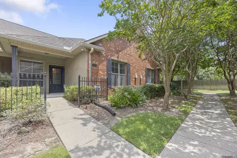 9124 Old Hammond Hwy # 14, Baton Rouge, LA 70809