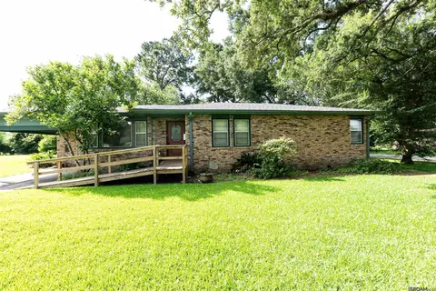 58675 Delacroix Ave, Plaquemine, LA 70764