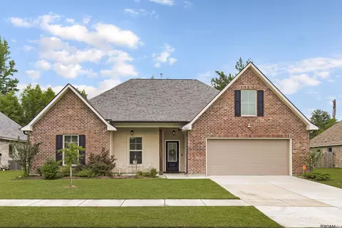 39240 Pelican Ln, Prairieville, LA 70769
