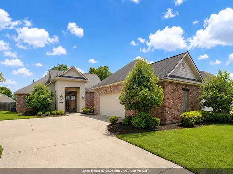 37464 Cypress Hollow Ave, Prairieville, LA 70769