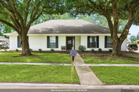 8764 Sharlane Dr, Baton Rouge, LA 70809