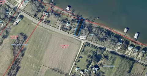 7604 False River Rd, Oscar, LA 70762