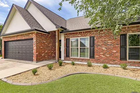 43058 Cypress Bend Ave, Gonzales, LA 70737