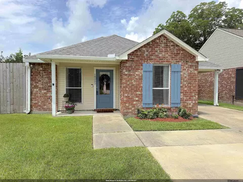 18005 Woodhaven Dr, Prairieville, LA 70769