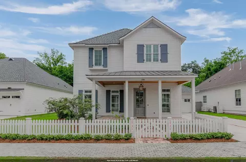 2736 Pointe-marie Dr, Baton Rouge, LA 70820