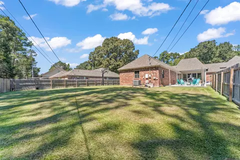Exterior - 32550 Dwayne Dr, Walker, LA 70785 photo 7 of 9