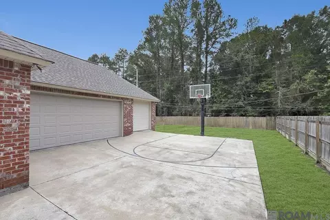 32550 Dwayne Dr, Walker, LA 70785 photo 3