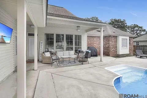 32550 Dwayne Dr, Walker, LA 70785 photo 4
