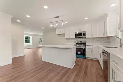 1142 Sharynwood Dr, Baton Rouge, LA 70808