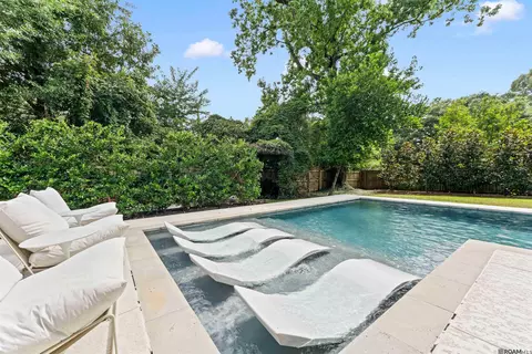 1076 Denbo Dr, Baton Rouge, LA 70806