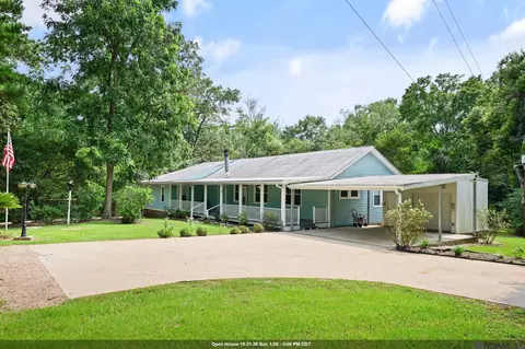 8801 Island Rd, Saint Francisville, LA 70775