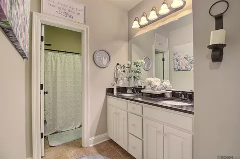 Bath - 4418 Union Dr, Addis, LA 70710 photo 3 of 3