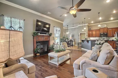 Living - 4418 Union Dr, Addis, LA 70710 photo 2 of 4
