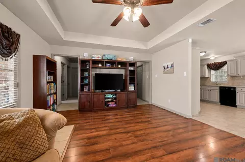 12242 Creekside Ave, Walker, LA 70785 photo 4