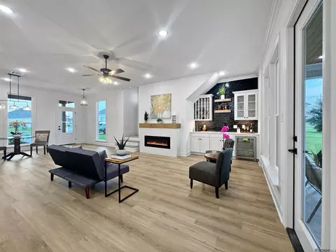 Living - 39551 Hernando De Soto Dr, Darrow, LA 70725 photo 3 of 6