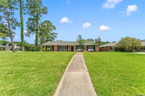 5823 Clematis Dr, Baton Rouge, LA 70808