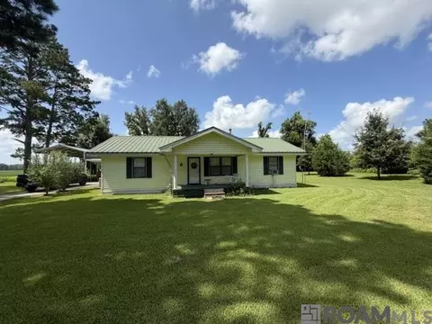 4306 Betty Ln, Fordoche, LA 70732