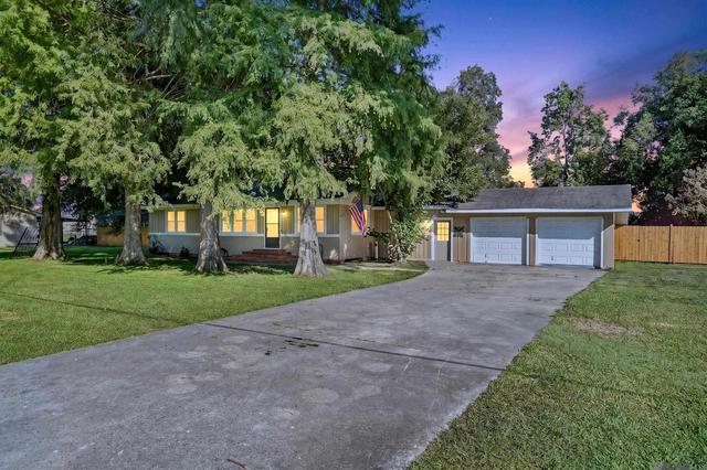 691 Plauche St, Morganza, LA 70759