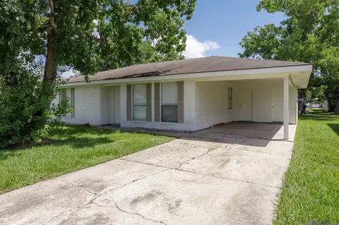 209 Cardinal St, Labadieville, LA 70372 photo 2