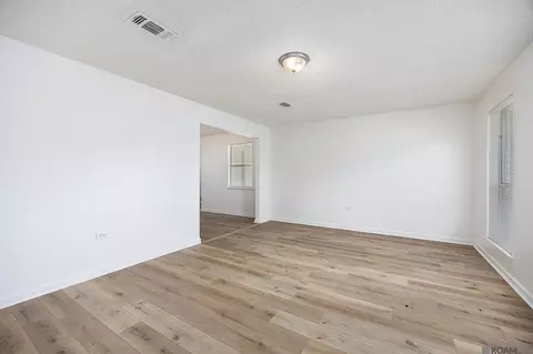 209 Cardinal St, Labadieville, LA 70372 photo 5