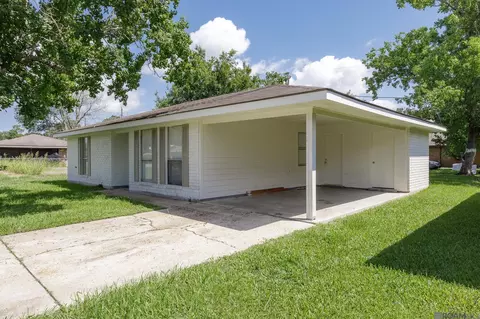 209 Cardinal St, Labadieville, LA 70372 photo 3
