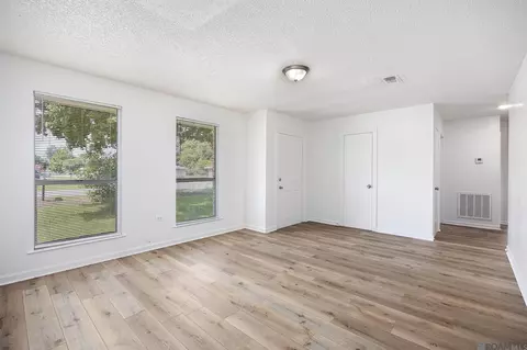 209 Cardinal St, Labadieville, LA 70372 photo 4