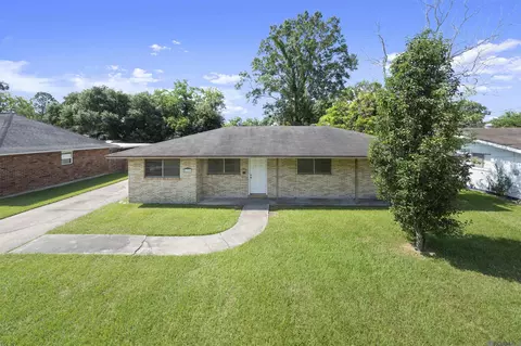 6720 Avocado Dr, Baton Rouge, LA 70812