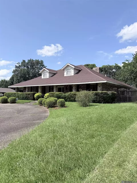 1311 Tara Blvd, Baton Rouge, LA 70806
