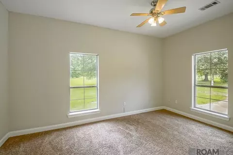 Bedroom - 14150 Lockhart Ln, Walker, LA 70785 photo 1 of 3