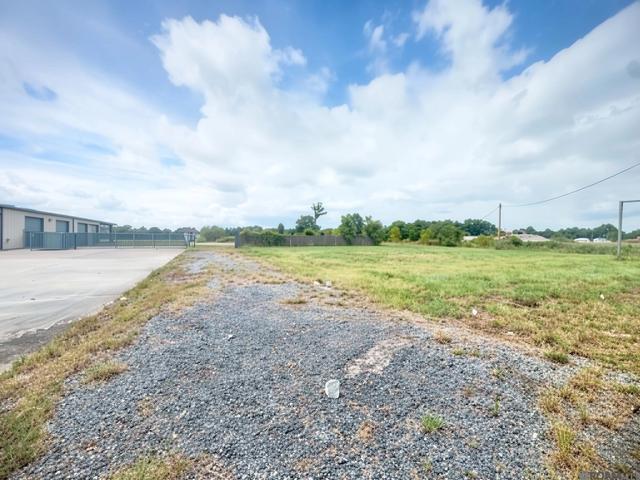14290 Hwy 44, Gonzales, LA 70737