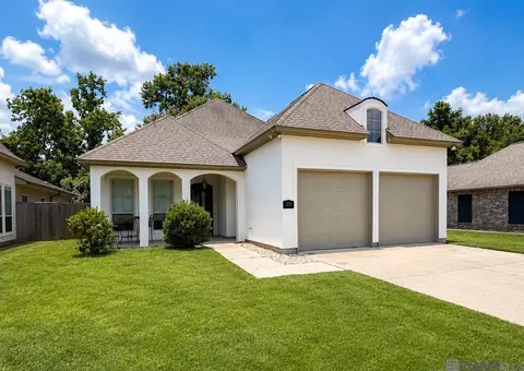 12199 Deventer Dr, Geismar, LA 70734