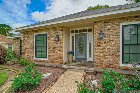 13543 Willowridge Ave, Baton Rouge, LA 70817
