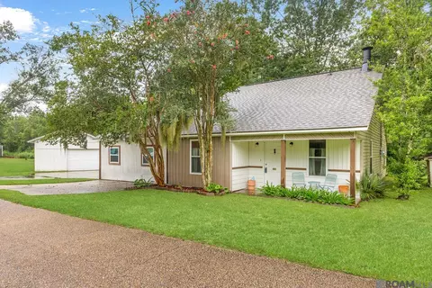 8369 Phillips Rd, Saint Amant, LA 70774