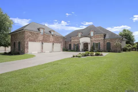 6045 Cypress Point Ln, Gonzales, LA 70737