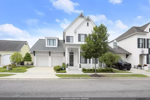 5042 Mimosa St, Baton Rouge, LA 70808
